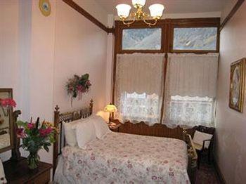 Teller House Estalagem 3*